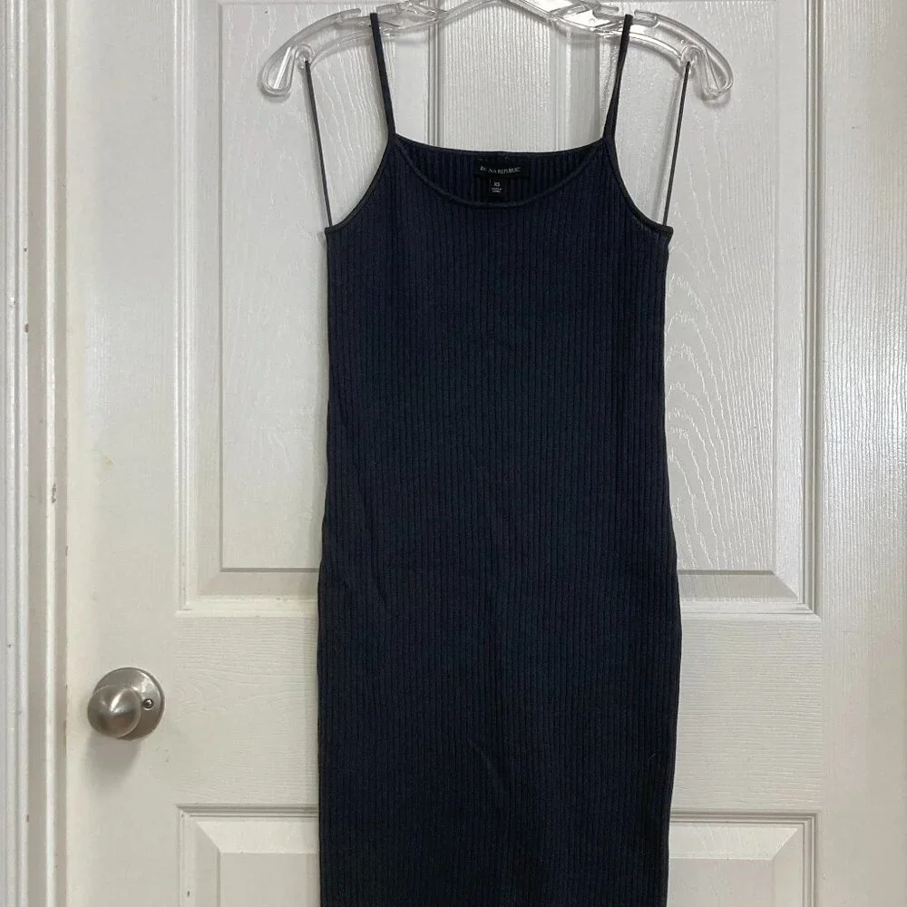 Banana Republic Dress Black sze Extra Small - Picture 1 of 1